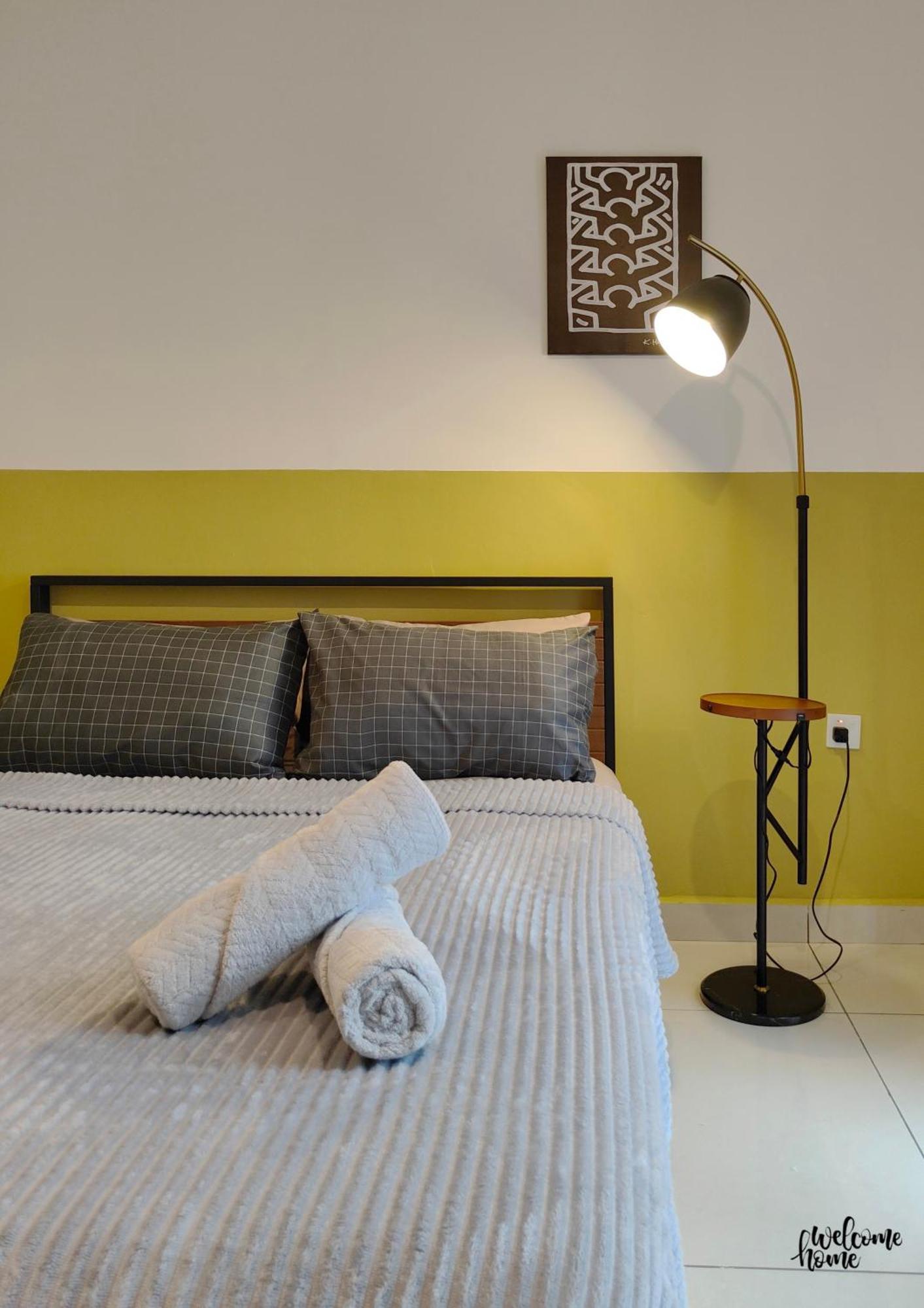 ג'והור בהרו D'Esplanande Residence Homestay By Welcome Home חדר תמונה